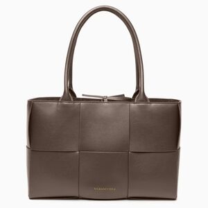 Brand New Verano Hill Chocolate Brown Bag